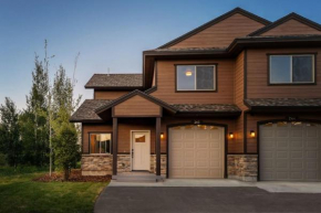 Mountain Town Home in Victor, Id